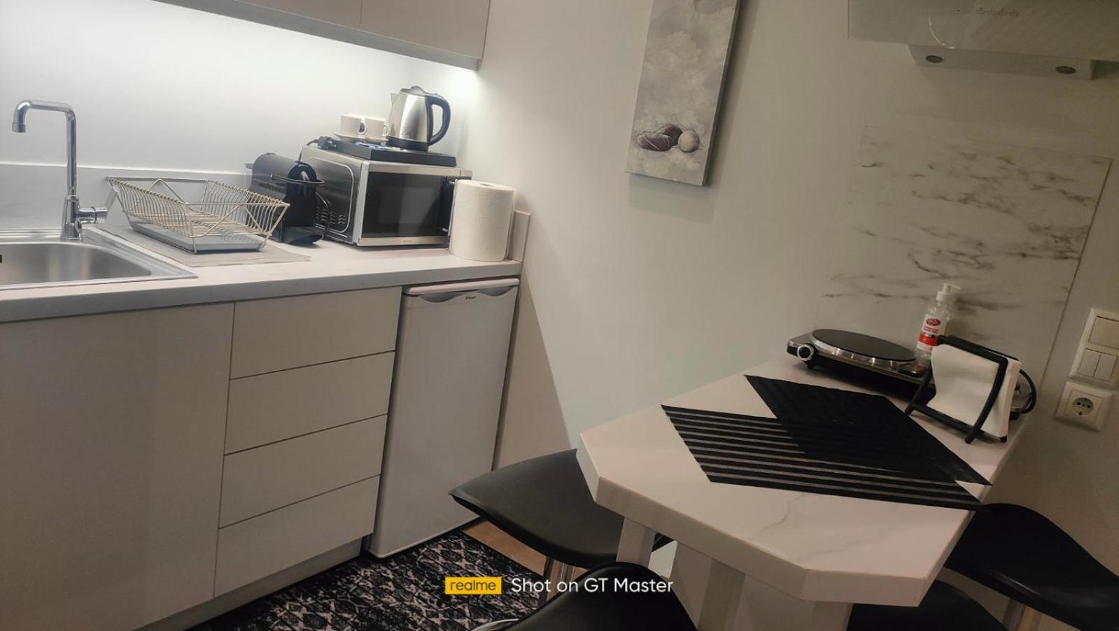 Syntagma Contemporary Apartment Athena Bagian luar foto